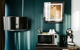 The Hague Teleport Hotel - Free Parking